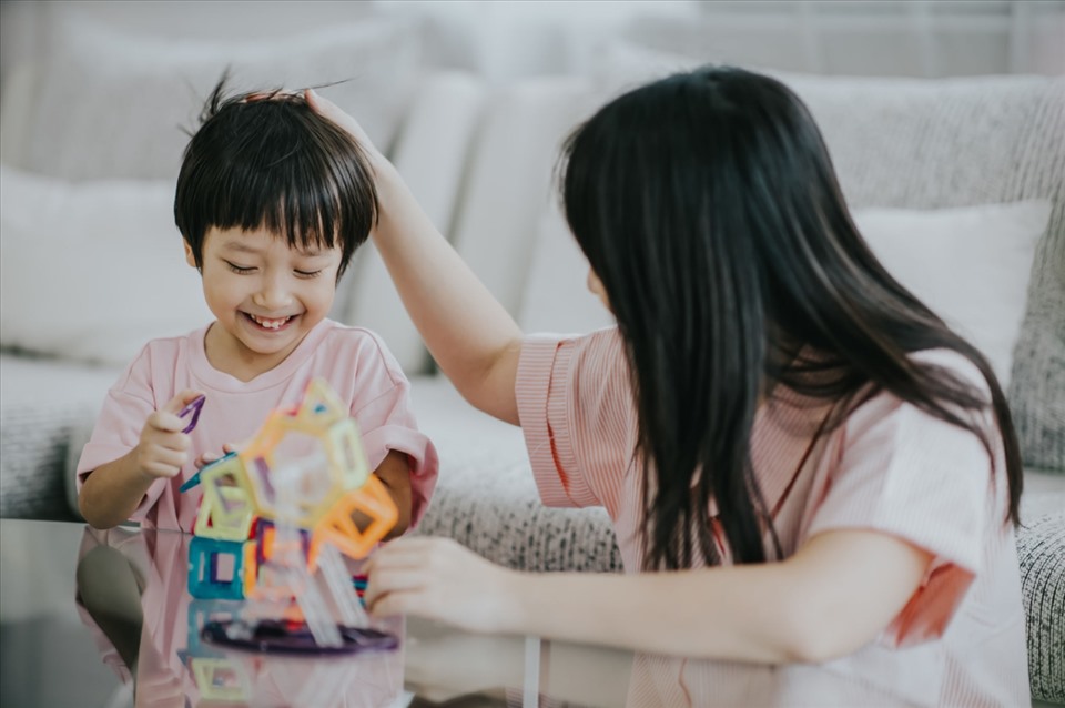 Lấy Bản Thân Làm Gương