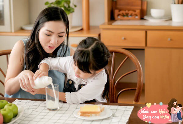 Biến uống sữa thành trò chơi